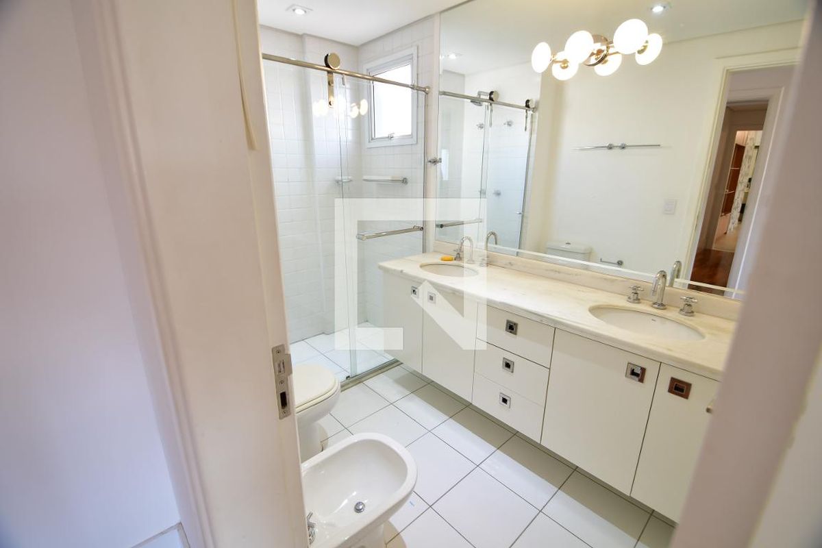 Apartamento à Venda - Cambuí, 3 Quartos,  130 m2 em , Campinas - sp | SoloBR
