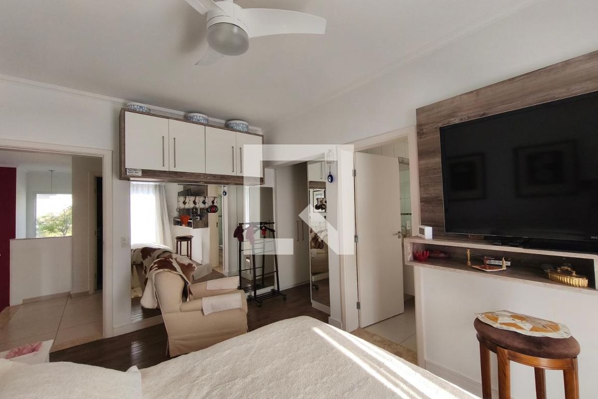 Casa à Venda - Swiss Park, 3 Quartos,  217 m2 em , Campinas - sp | SoloBR
