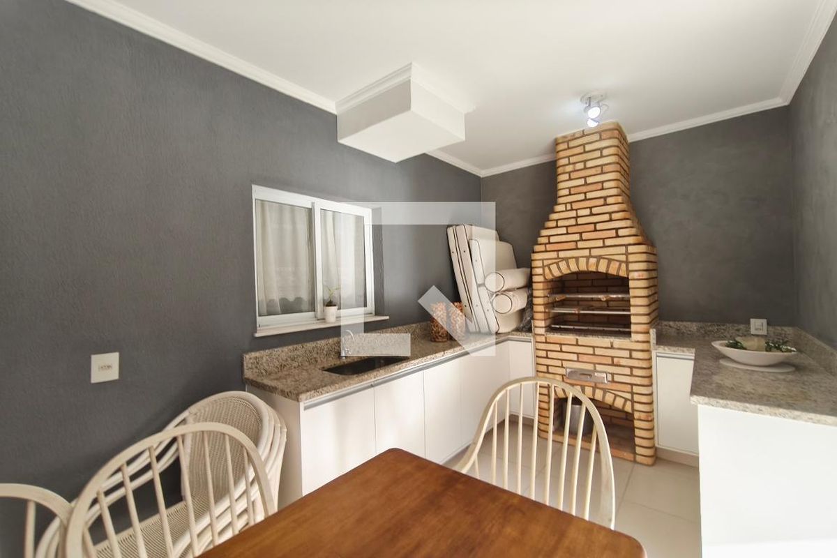 Casa à Venda - Swiss Park, 3 Quartos,  217 m2 em , Campinas - sp | SoloBR