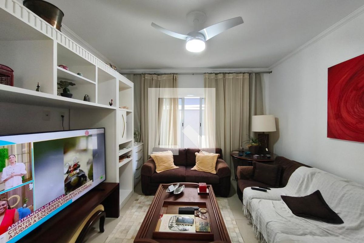 Casa à Venda - Swiss Park, 3 Quartos,  217 m2 em , Campinas - sp | SoloBR