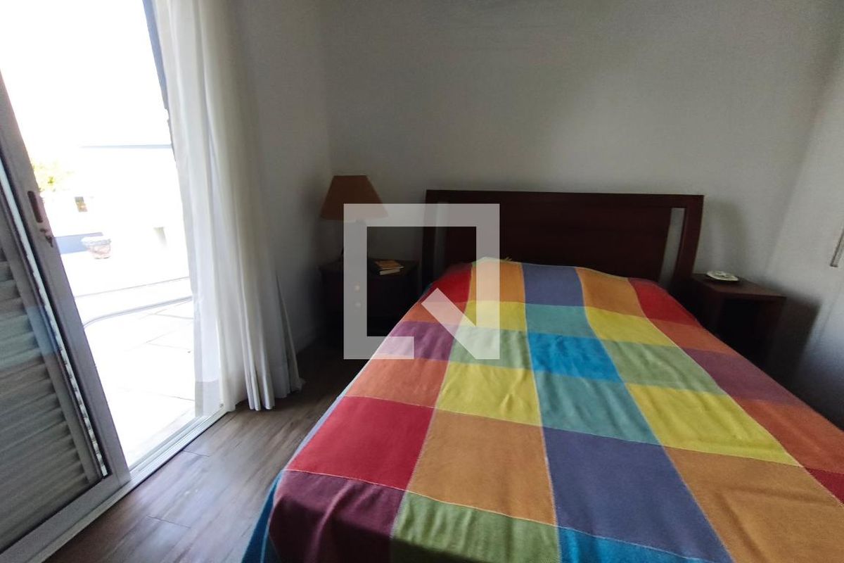 Casa à Venda - Swiss Park, 3 Quartos,  217 m2 em , Campinas - sp | SoloBR