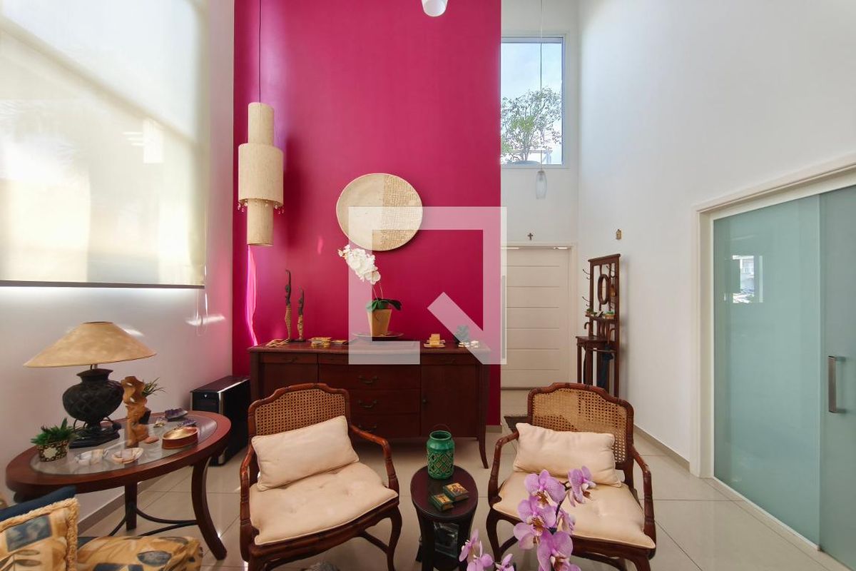 Casa à Venda - Swiss Park, 3 Quartos,  217 m2 em , Campinas - sp | SoloBR