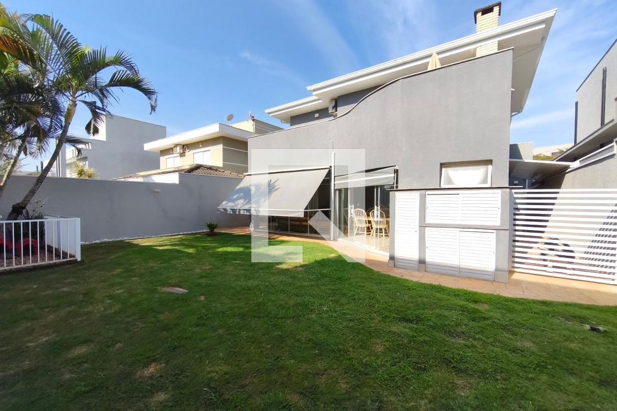 Casa à Venda - Swiss Park, 3 Quartos,  217 m2 em , Campinas - sp | SoloBR