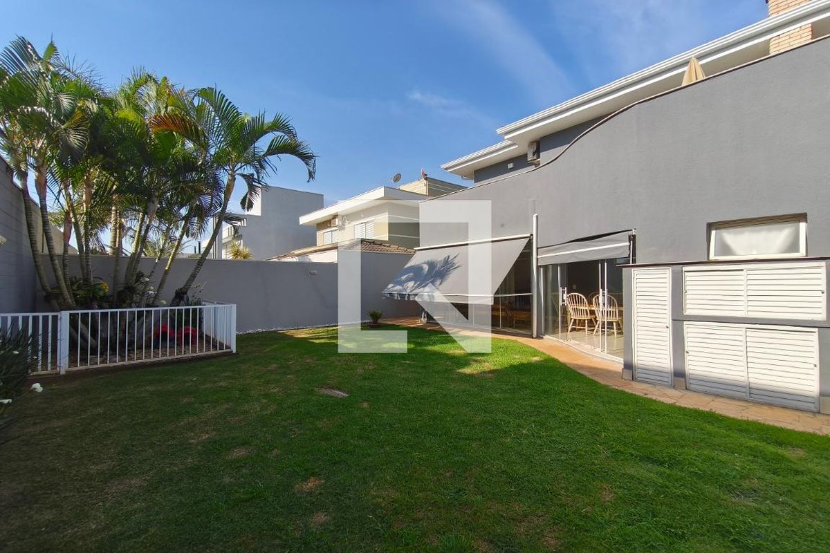 Casa à Venda - Swiss Park, 3 Quartos,  217 m2 em , Campinas - sp | SoloBR