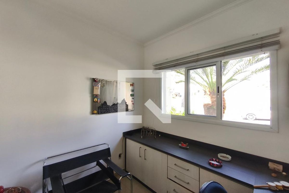 Casa à Venda - Swiss Park, 3 Quartos,  217 m2 em , Campinas - sp | SoloBR