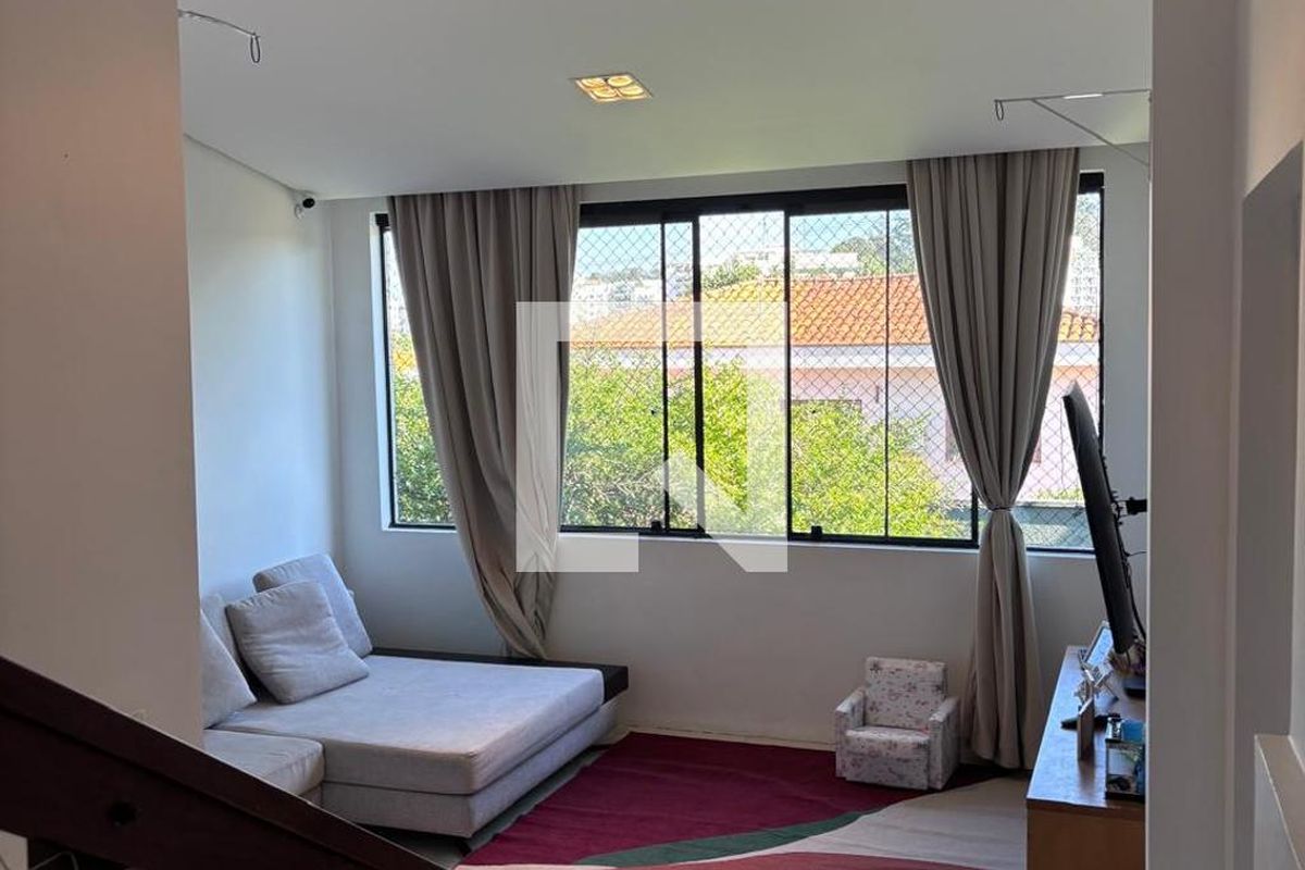 Casa, 2 quartos, 360 m² - Foto 1