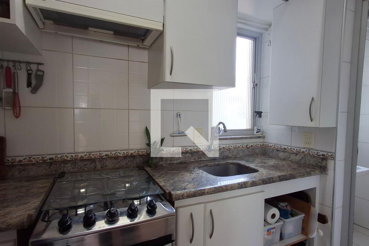Apartamento à Venda - Cambuí, 2 Quartos,  60 m2 em , Campinas - sp | SoloBR
