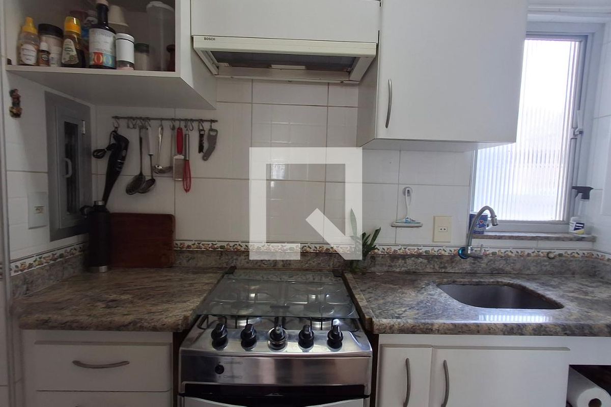 Apartamento à Venda - Cambuí, 2 Quartos,  60 m2 em , Campinas - sp | SoloBR