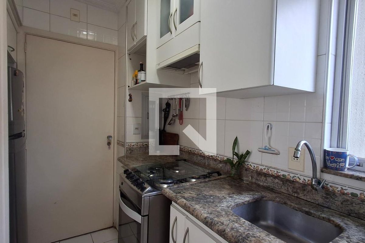 Apartamento à Venda - Cambuí, 2 Quartos,  60 m2 em , Campinas - sp | SoloBR