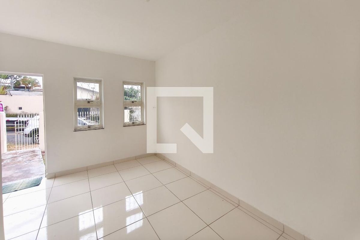 Casa à Venda - Parque Prado, 3 Quartos,  200 m2 em , Campinas - sp | SoloBR