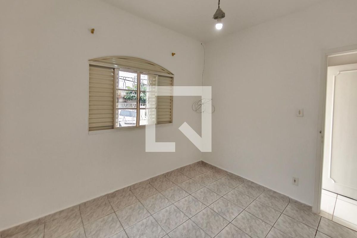 Casa à Venda - Parque Prado, 3 Quartos,  200 m2 em , Campinas - sp | SoloBR