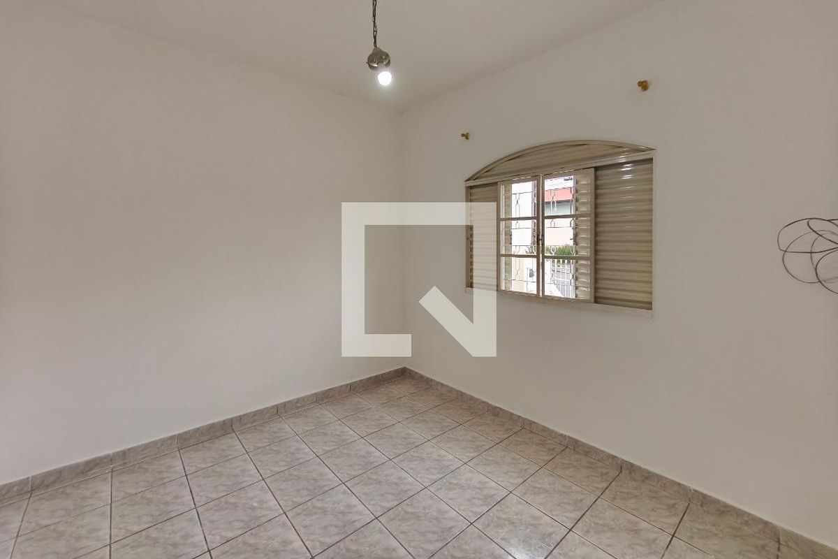 Casa à Venda - Parque Prado, 3 Quartos,  200 m2 em , Campinas - sp | SoloBR
