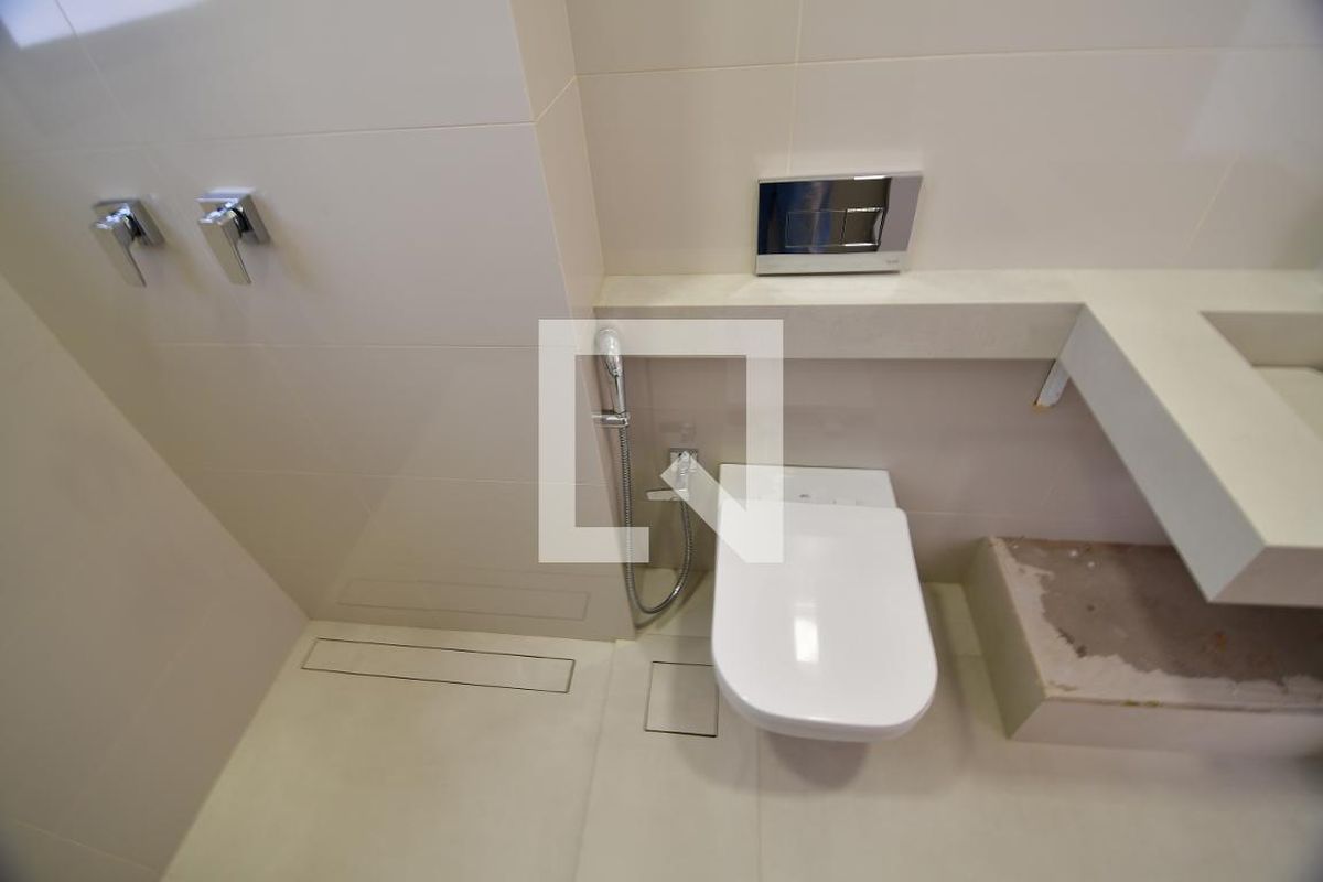 Apartamento à Venda - Cambuí, 3 Quartos,  257 m2 em , Campinas - sp | SoloBR