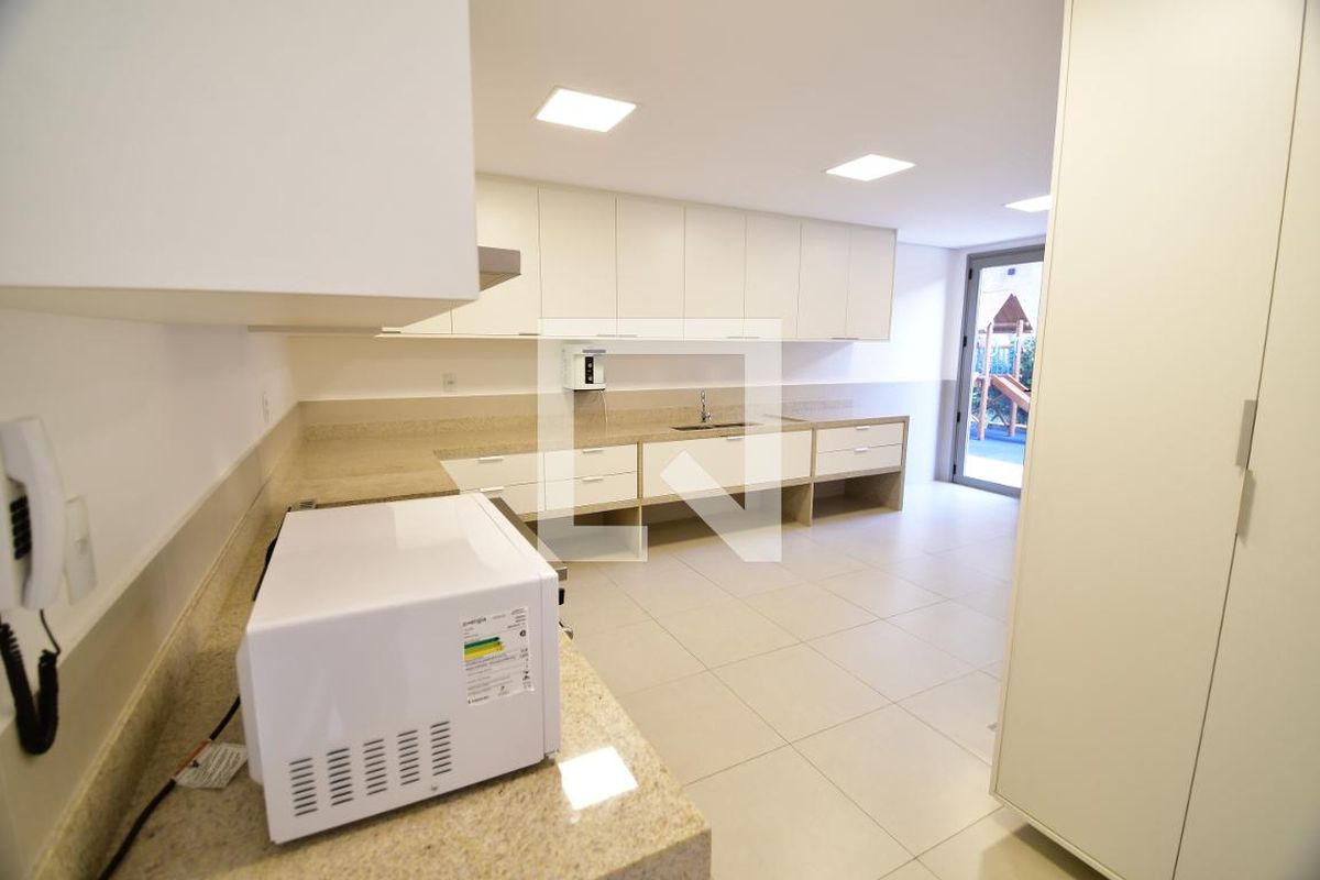 Apartamento à Venda - Cambuí, 3 Quartos,  257 m2 em , Campinas - sp | SoloBR