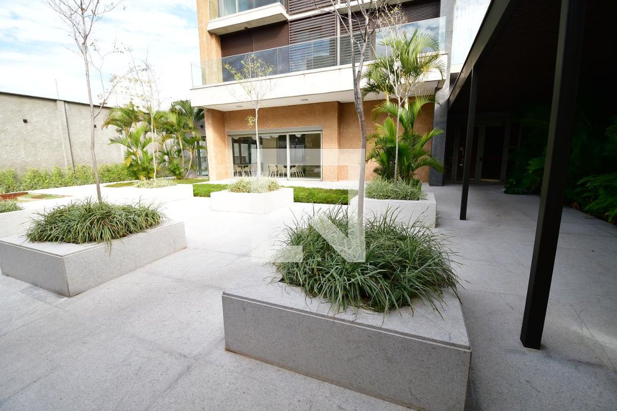 Apartamento à Venda - Cambuí, 3 Quartos,  257 m2 em , Campinas - sp | SoloBR