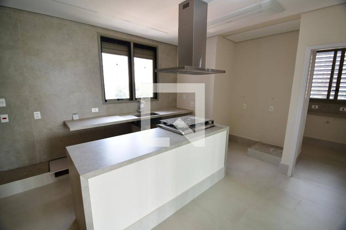 Apartamento à Venda - Cambuí, 3 Quartos,  257 m2 em , Campinas - sp | SoloBR