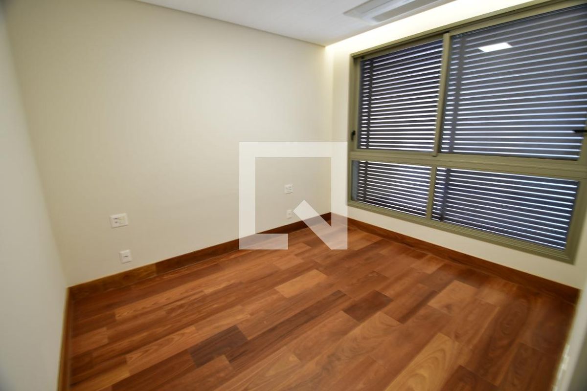 Apartamento à Venda - Cambuí, 3 Quartos,  257 m2 em , Campinas - sp | SoloBR
