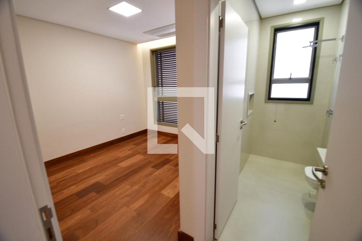 Apartamento à Venda - Cambuí, 3 Quartos,  257 m2 em , Campinas - sp | SoloBR