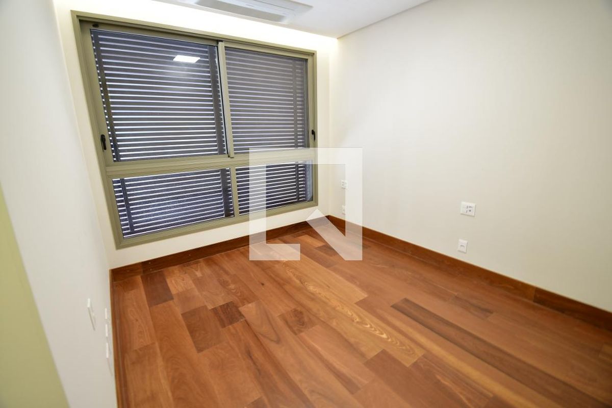 Apartamento à Venda - Cambuí, 3 Quartos,  257 m2 em , Campinas - sp | SoloBR