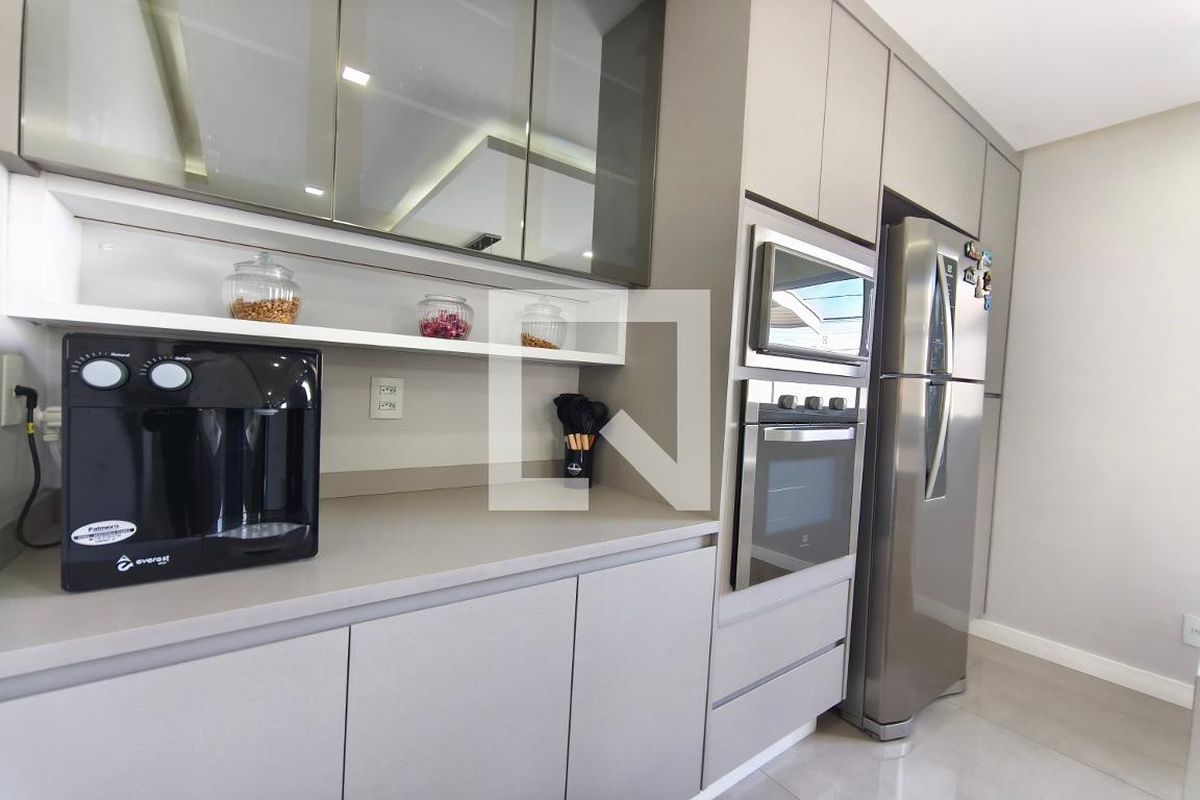 Casa à Venda - Parque Prado, 3 Quartos,  479 m2 em , Campinas - sp | SoloBR