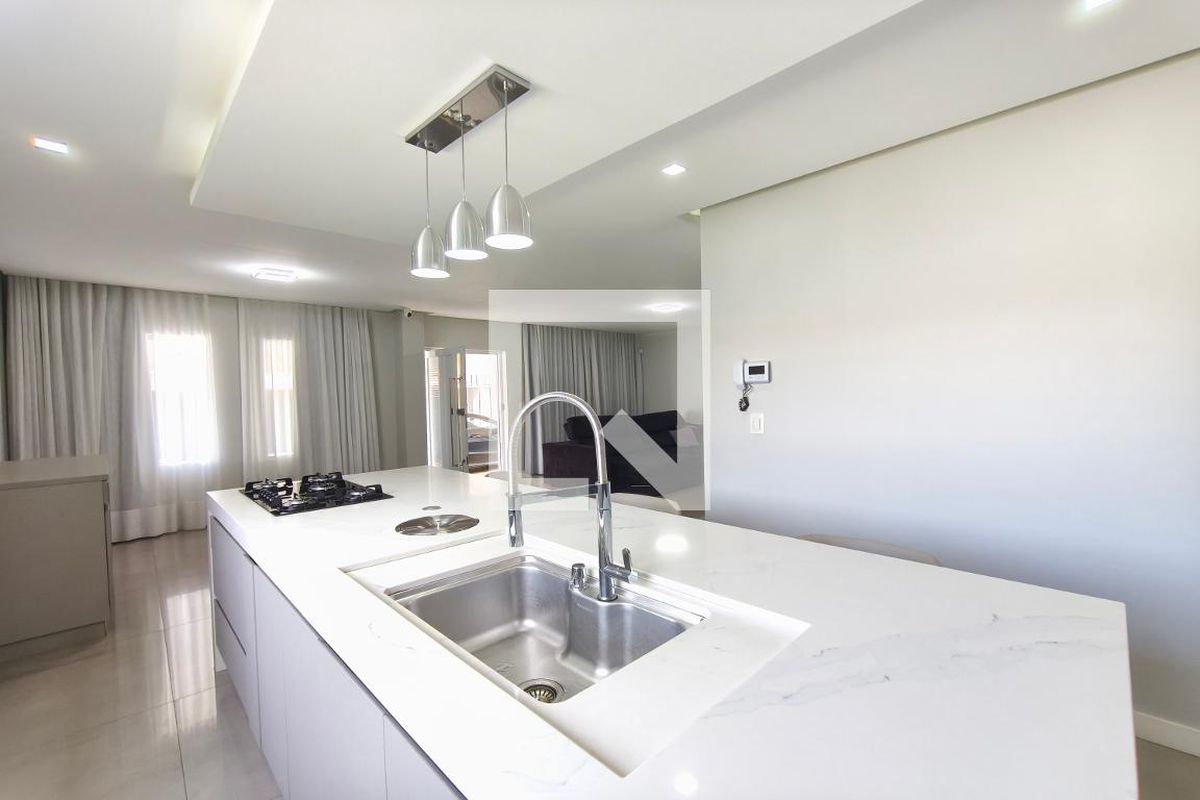 Casa à Venda - Parque Prado, 3 Quartos,  479 m2 em , Campinas - sp | SoloBR