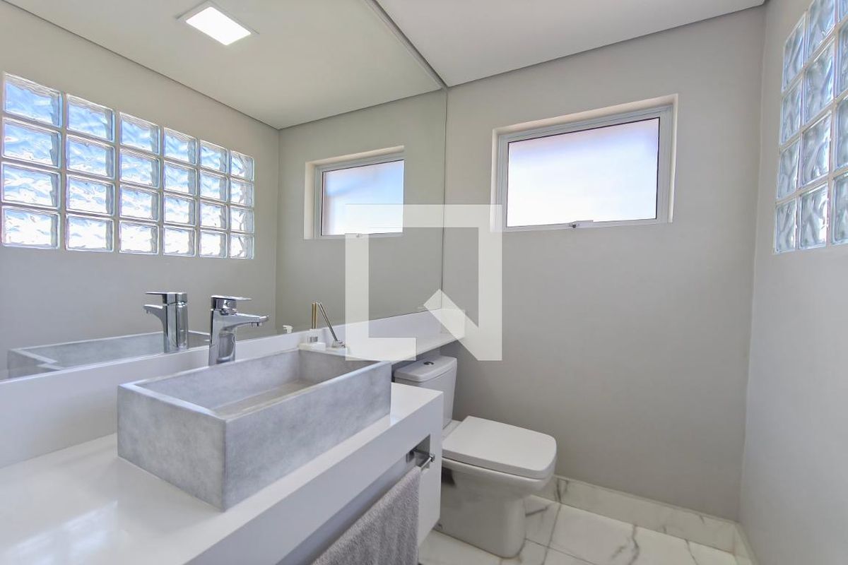 Casa à Venda - Parque Prado, 3 Quartos,  479 m2 em , Campinas - sp | SoloBR