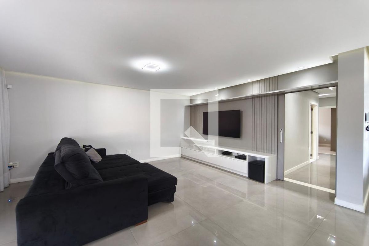 Casa à Venda - Parque Prado, 3 Quartos,  479 m2 em , Campinas - sp | SoloBR
