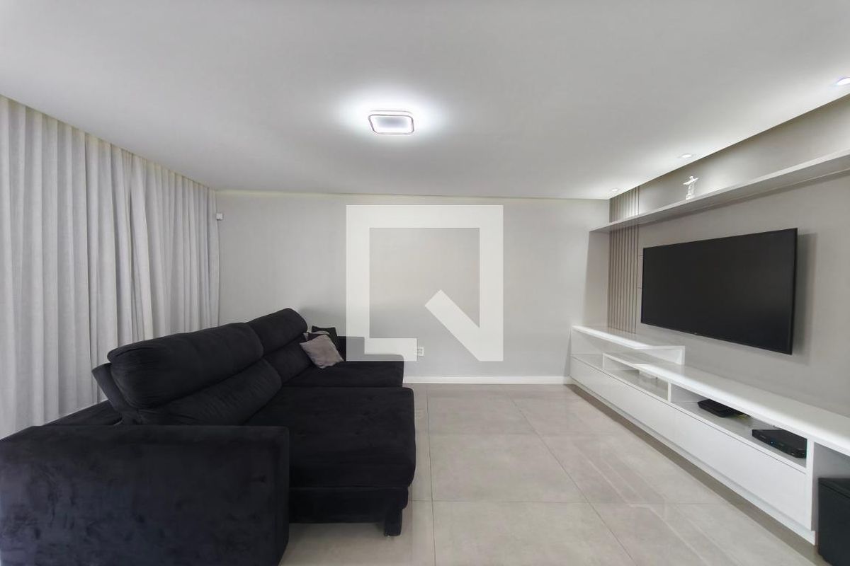 Casa à Venda - Parque Prado, 3 Quartos,  479 m2 em , Campinas - sp | SoloBR