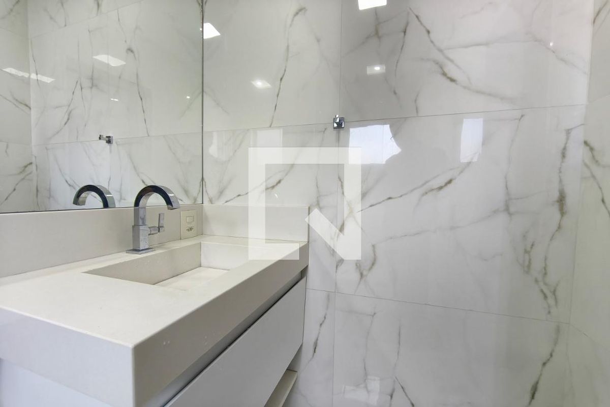 Casa à Venda - Parque Prado, 3 Quartos,  479 m2 em , Campinas - sp | SoloBR
