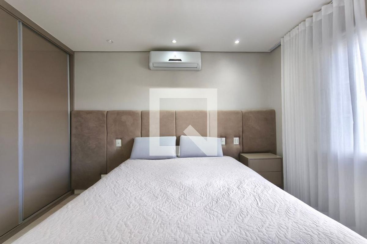Casa à Venda - Parque Prado, 3 Quartos,  479 m2 em , Campinas - sp | SoloBR