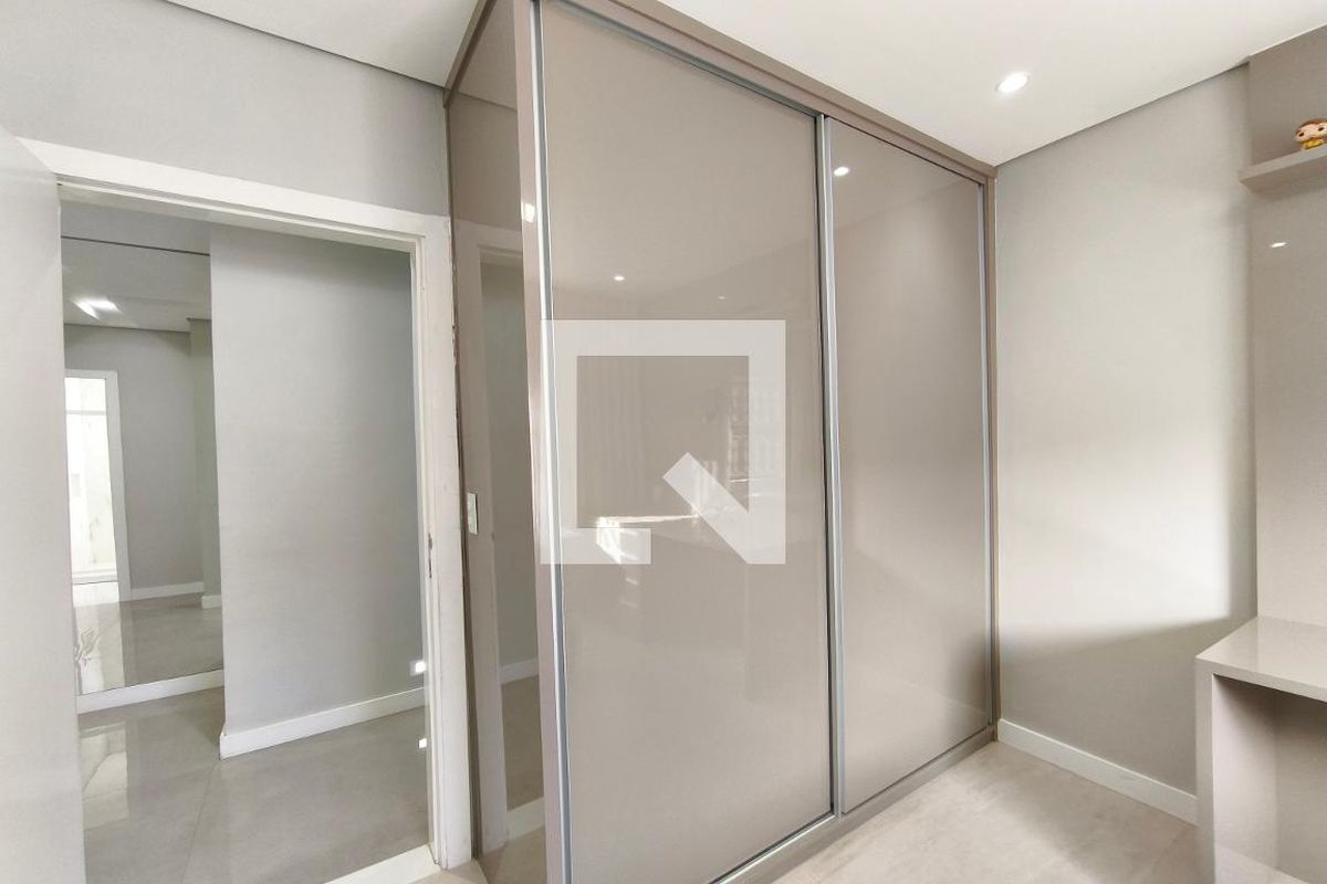 Casa à Venda - Parque Prado, 3 Quartos,  479 m2 em , Campinas - sp | SoloBR