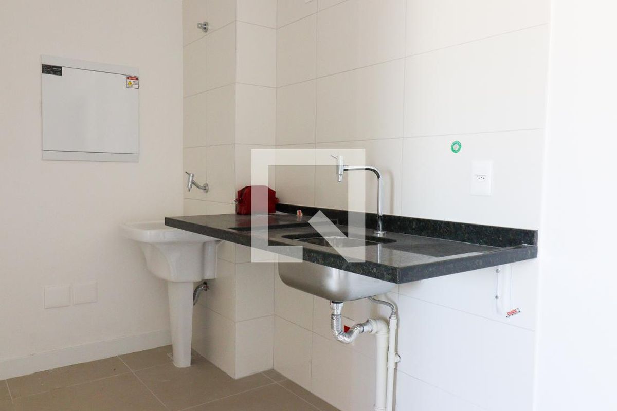 Apartamento à Venda - Bosque, 1 Quarto,  46 m2 em , Campinas - sp | SoloBR