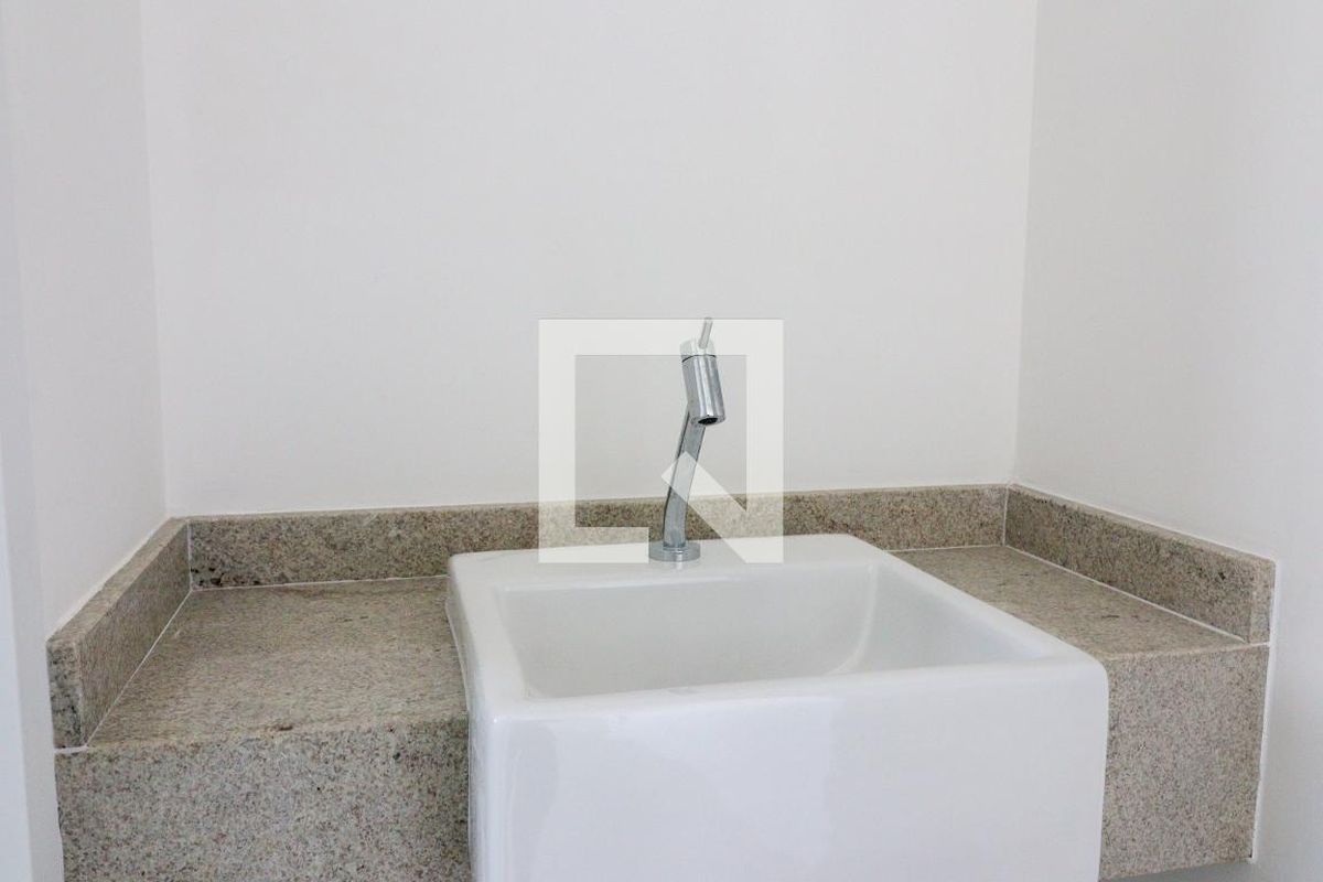 Apartamento à Venda - Bosque, 1 Quarto,  46 m2 em , Campinas - sp | SoloBR
