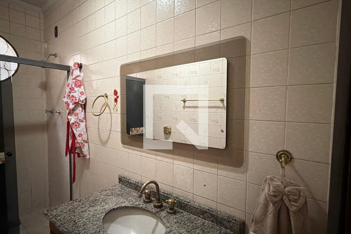 Casa, 5 quartos, 250 m² - Foto 45