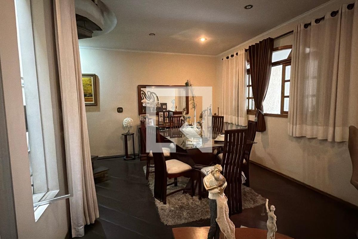 Casa, 5 quartos, 250 m² - Foto 4