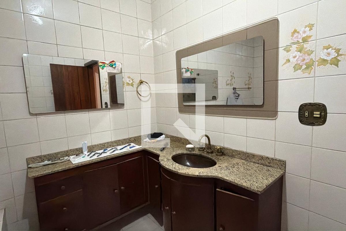 Casa, 5 quartos, 250 m² - Foto 17