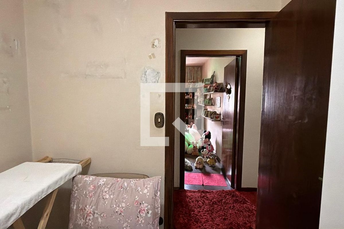 Casa, 5 quartos, 250 m² - Foto 35