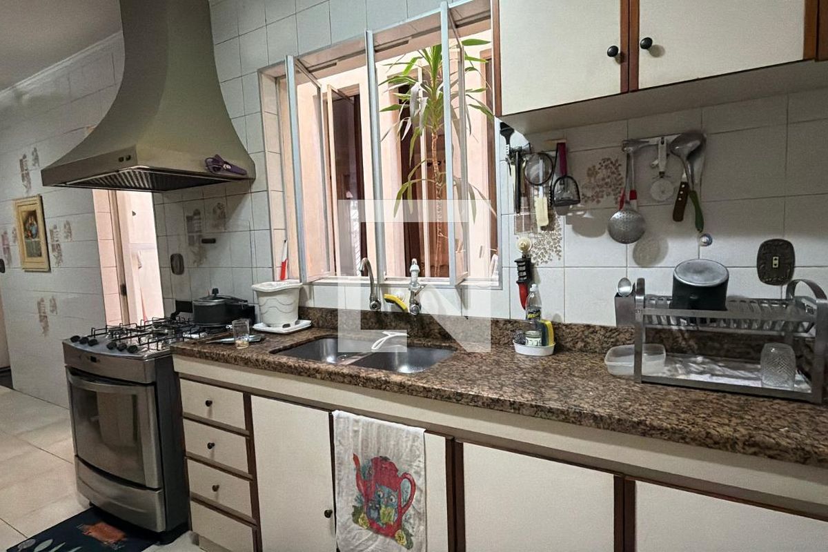 Casa, 5 quartos, 250 m² - Foto 53