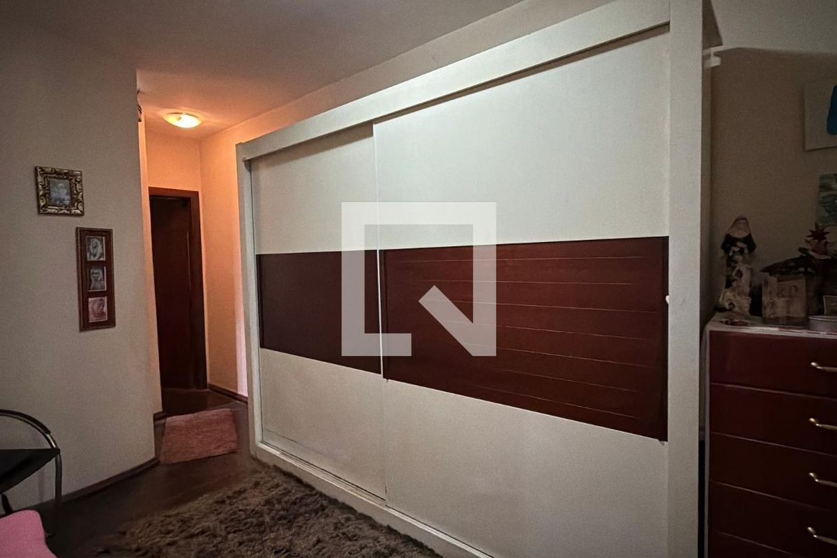 Casa, 5 quartos, 250 m² - Foto 20