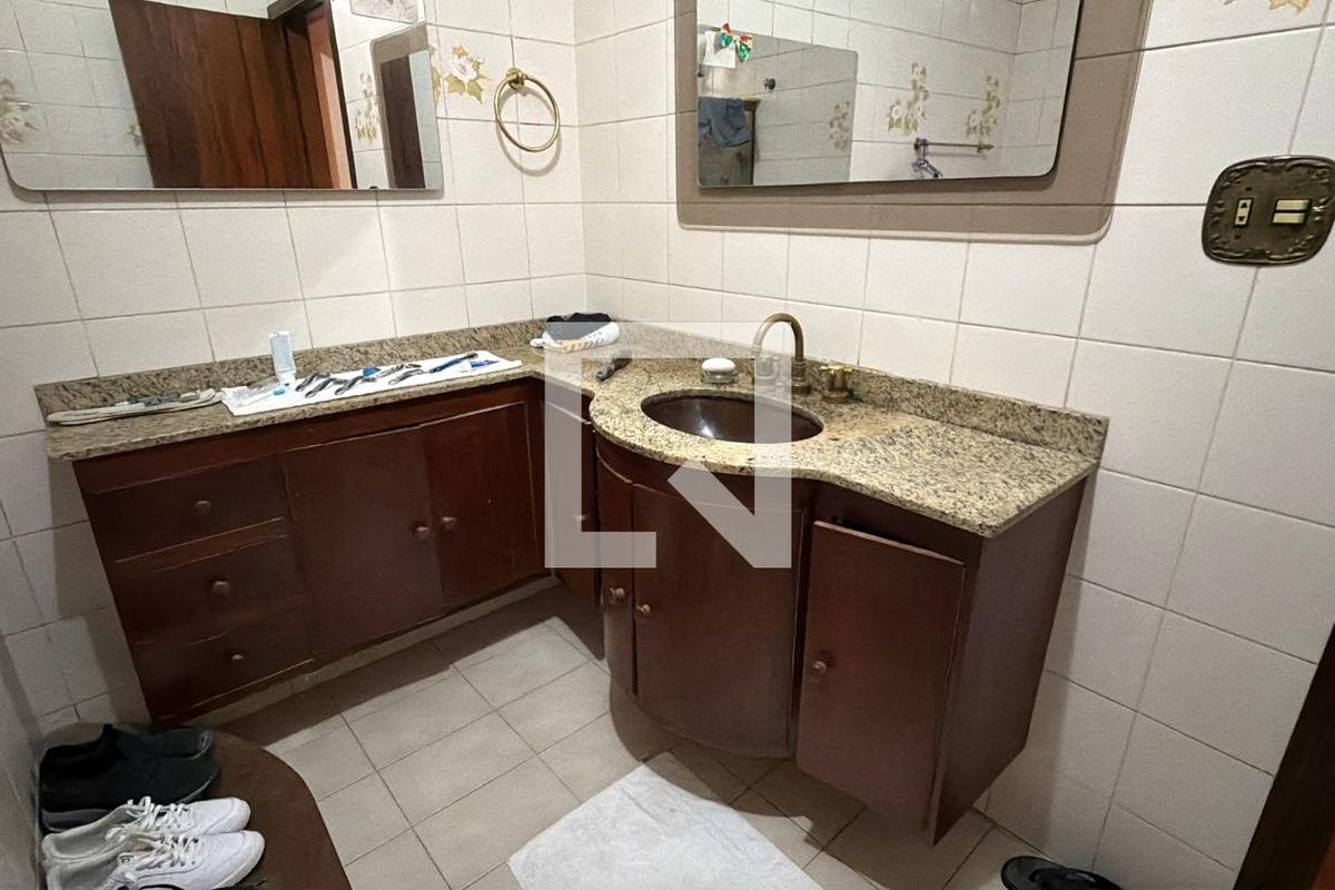 Casa, 5 quartos, 250 m² - Foto 18