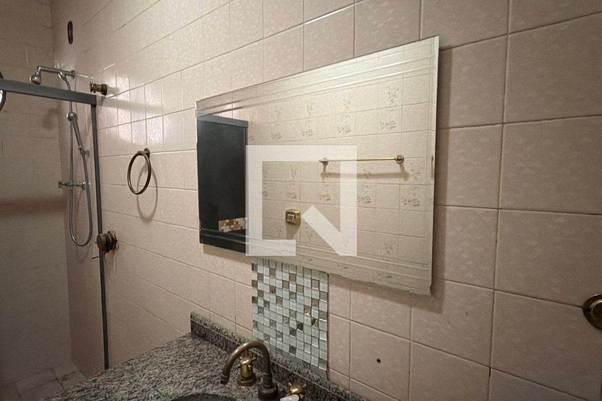 Casa, 5 quartos, 250 m² - Foto 42