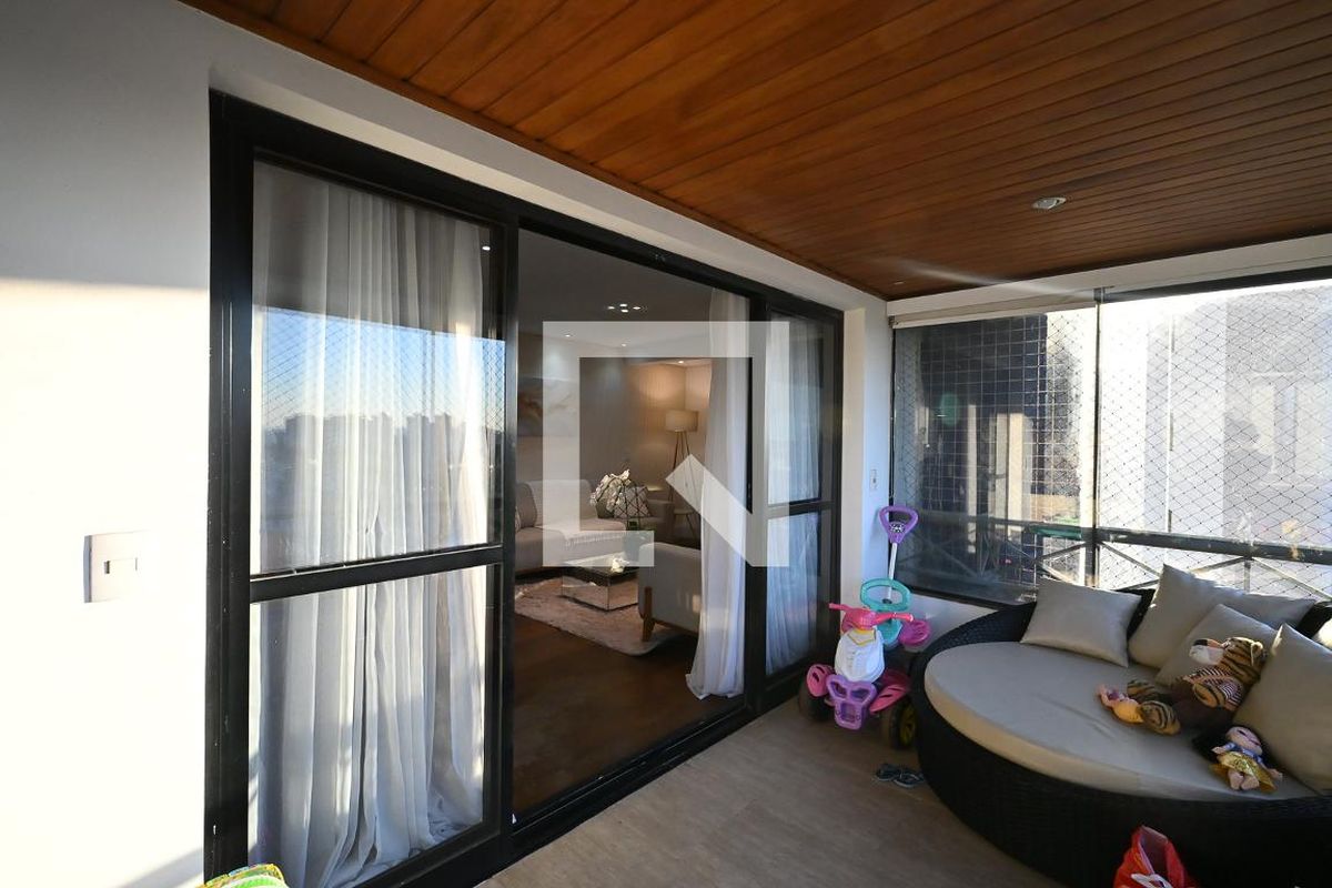 Apartamento, 3 quartos, 135 m² - Foto 14