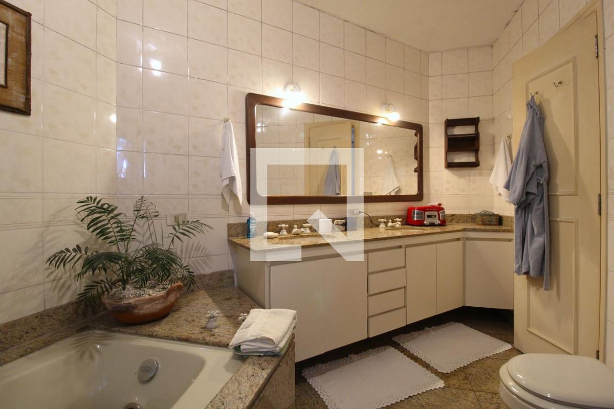 Apartamento, 4 quartos, 242 m² - Foto 38