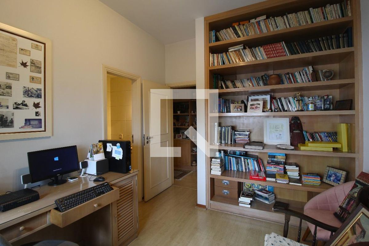 Apartamento, 4 quartos, 242 m² - Foto 8