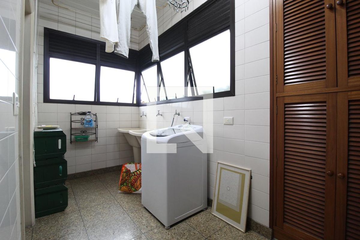 Apartamento, 4 quartos, 242 m² - Foto 45