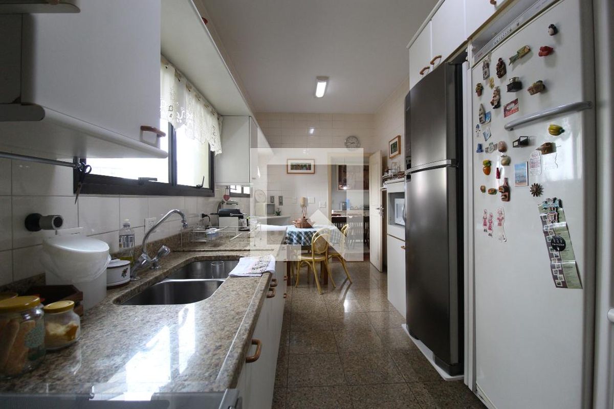 Apartamento, 4 quartos, 242 m² - Foto 41
