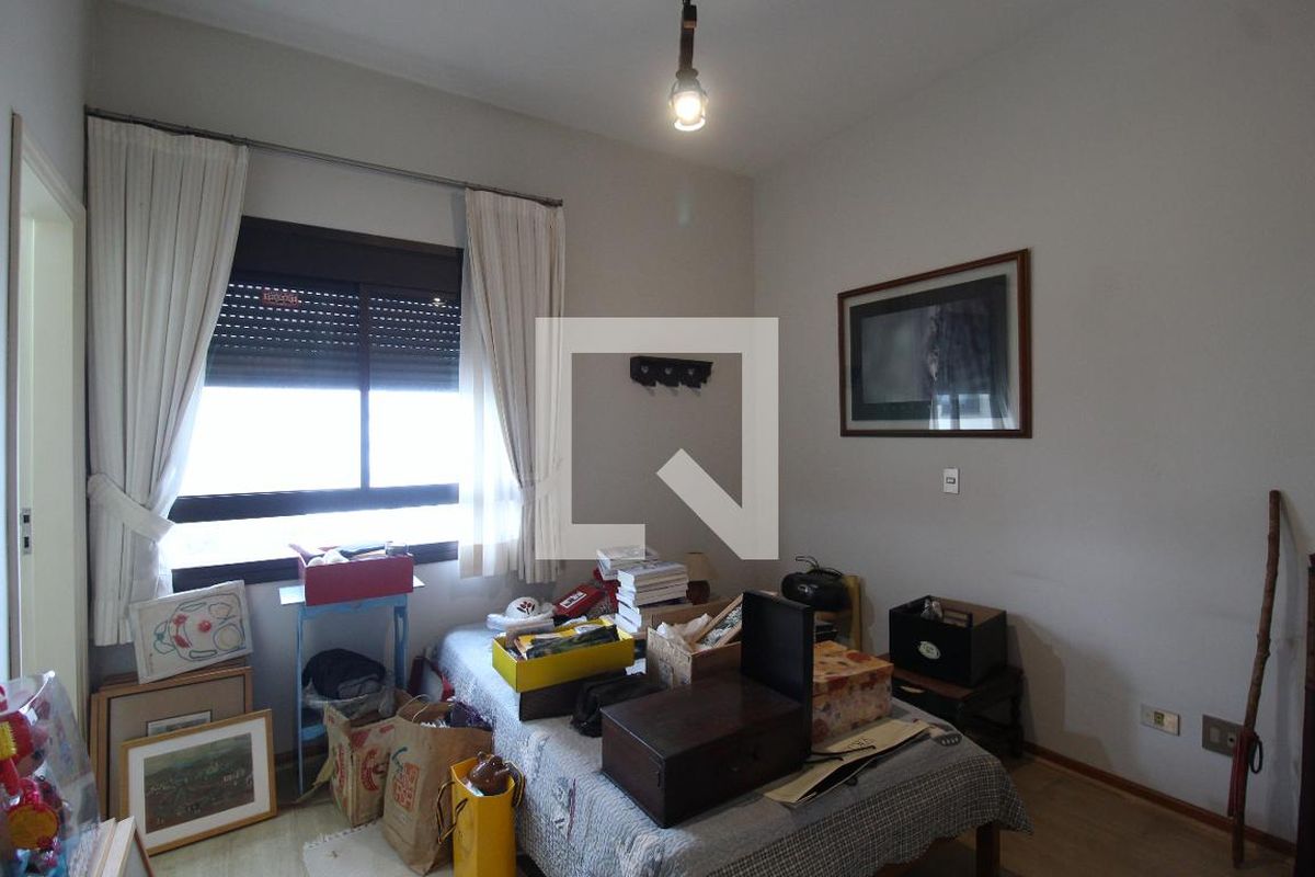Apartamento, 4 quartos, 242 m² - Foto 15