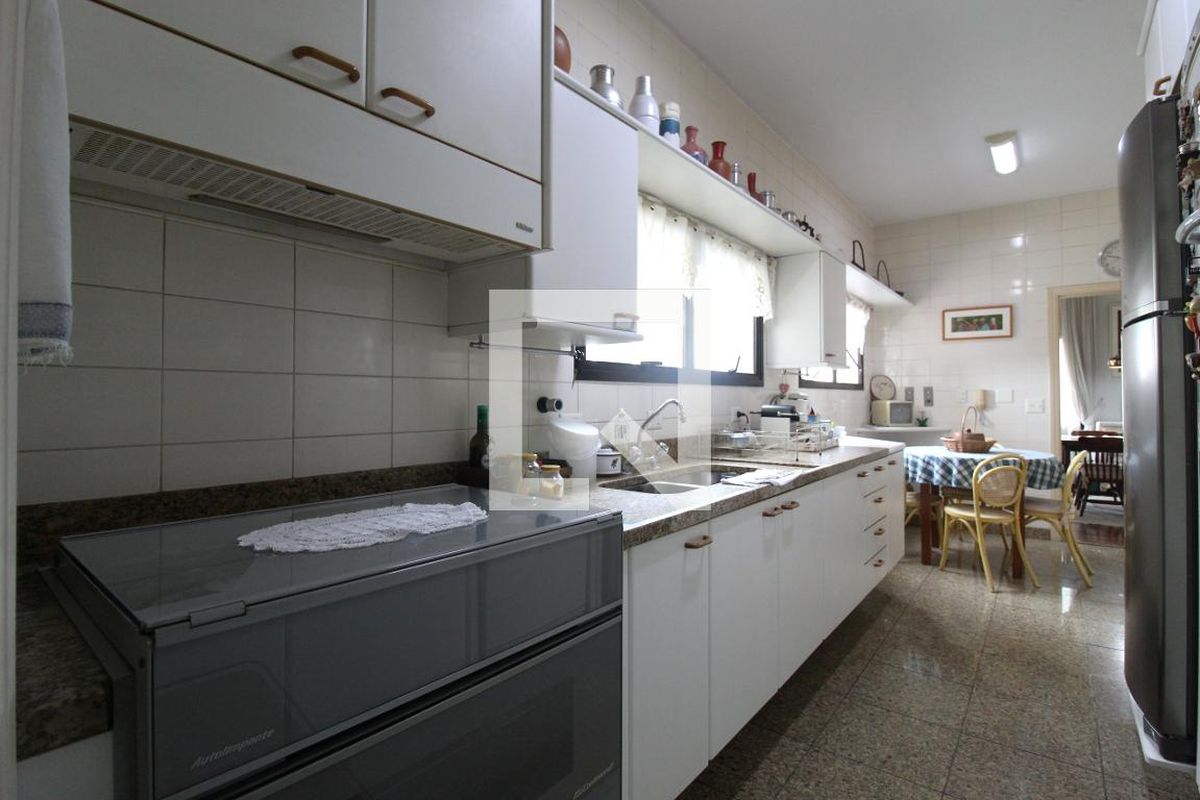 Apartamento, 4 quartos, 242 m² - Foto 43