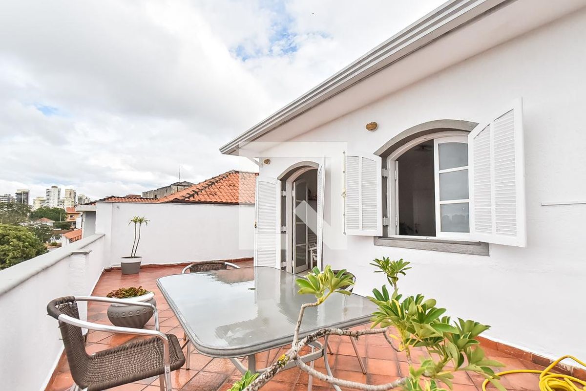 Casa, 3 quartos, 210 m² - Foto 38