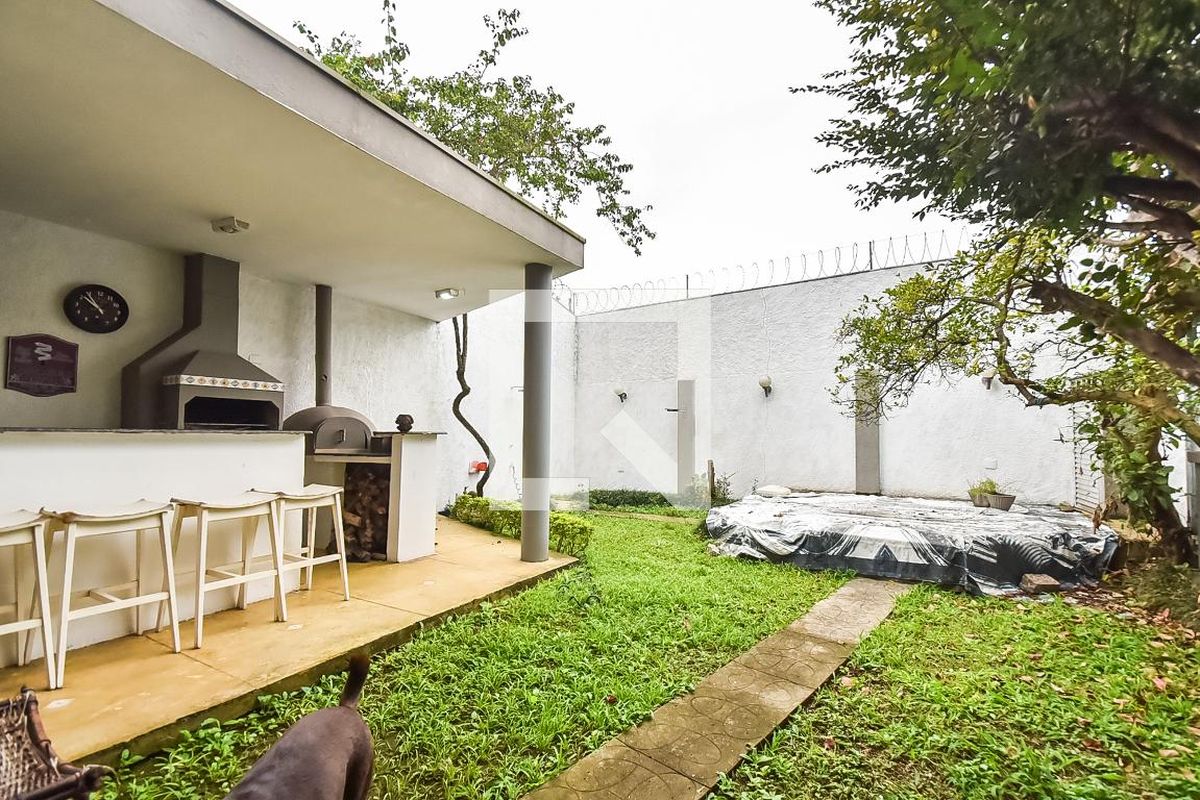 Casa, 3 quartos, 210 m² - Foto 57